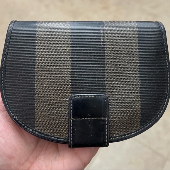 FENDI Pequin Bifold Wallet - VINTAGE - Picture 3 of 12